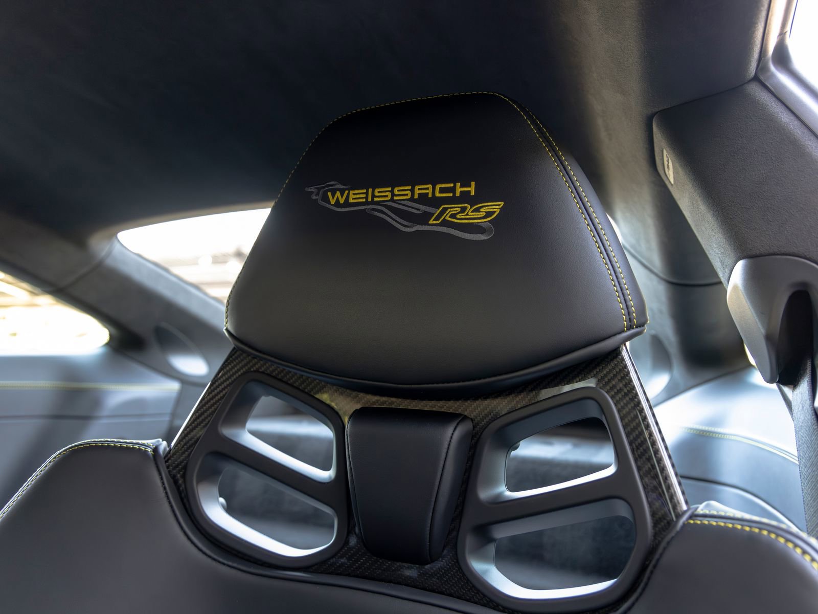 Certified 2025 Porsche 911 GT3 RS image 34