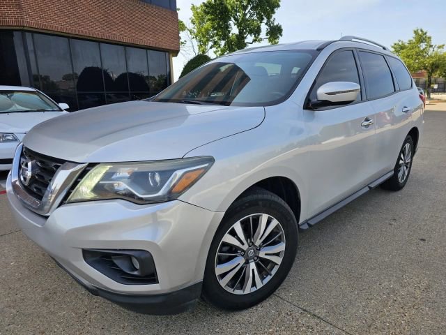 Used 2017 Nissan Pathfinder SV