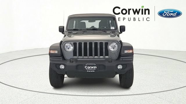 Used 2023 Jeep Wrangler Unlimited Sport AWD/4WD image 2