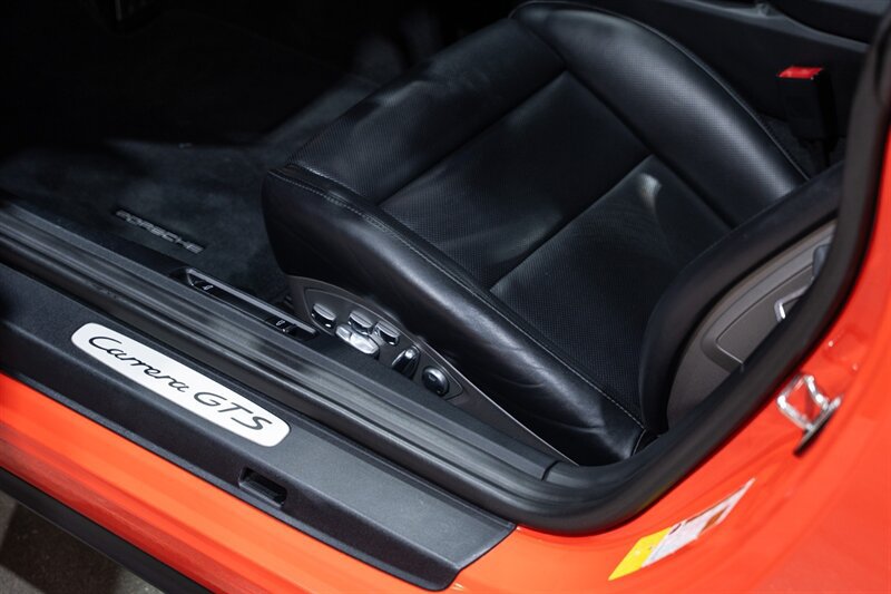 Used 2017 Porsche 911 Carrera GTS RWD image 25