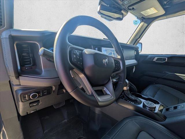New 2025 Ford Bronco Badlands image 3