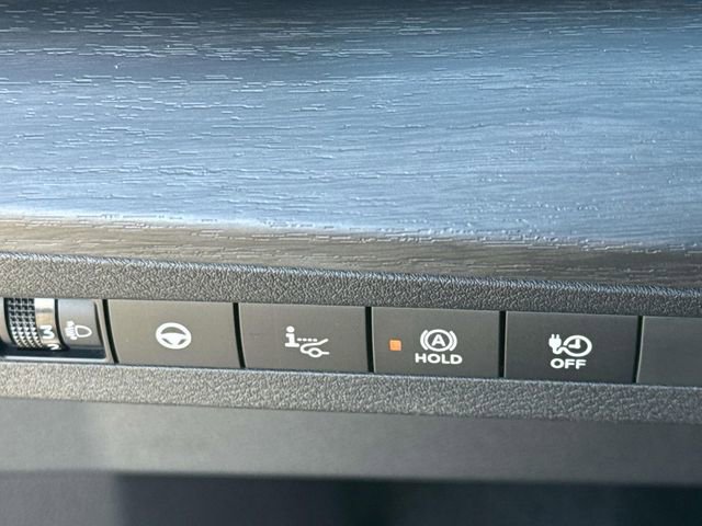 Certified 2024 Nissan Ariya ENGAGE+ e-4ORCE image 23