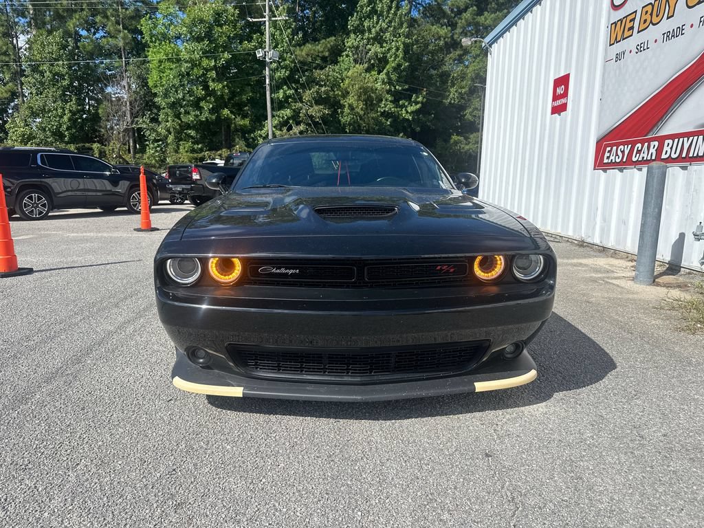 Used 2022 Dodge Challenger R/T Scat Pack RWD image 3