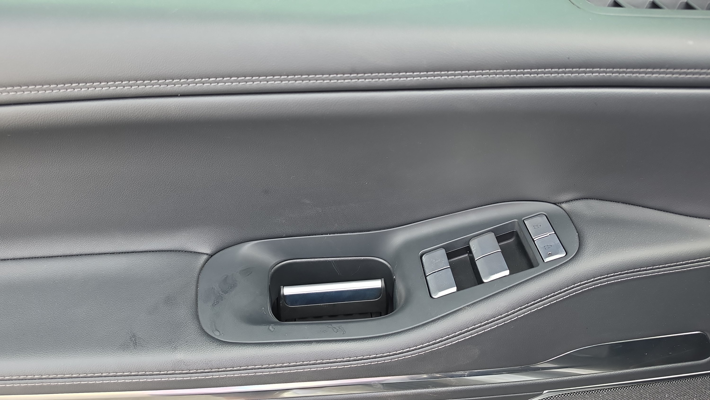 Used 2025 Lincoln Navigator Reserve AWD/4WD image 11