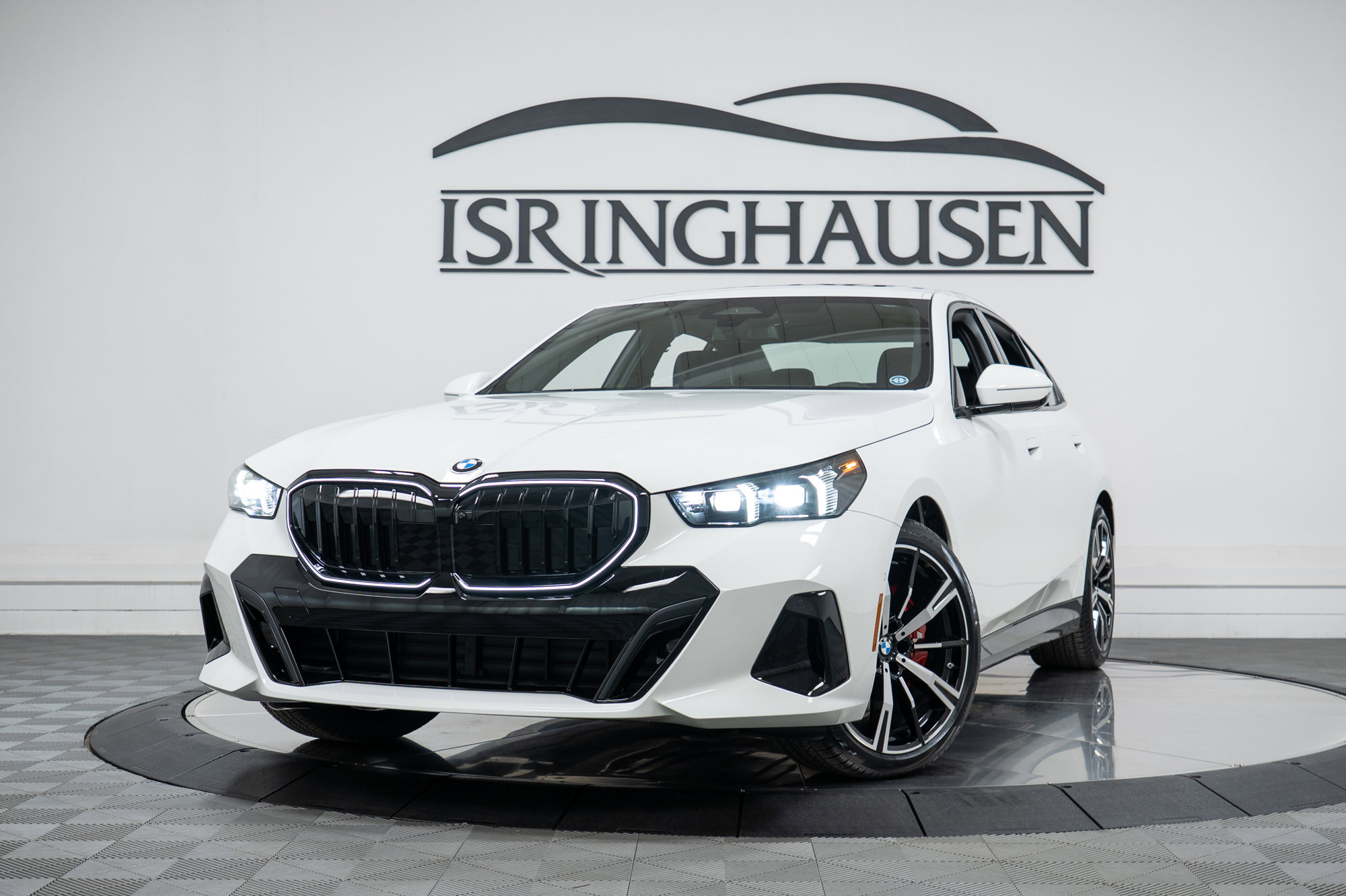 New 2026 BMW 530i xDrive w/ M Sport Package image 26