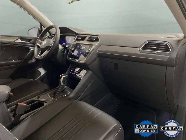 Used 2023 Volkswagen Tiguan SE w/ Panoramic Sunroof Package image 88