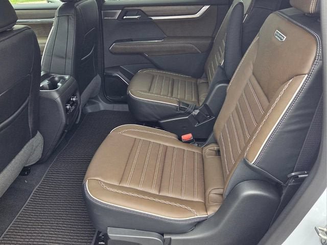 New 2026 GMC Acadia Denali Ultimate FWD image 12