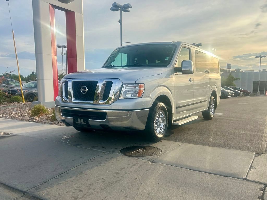 Used 2021 Nissan NV 3500 SV RWD image 3