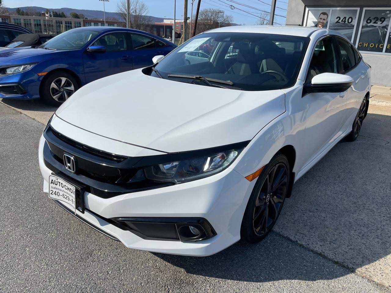 Used 2020 Honda Civic Sport image 3
