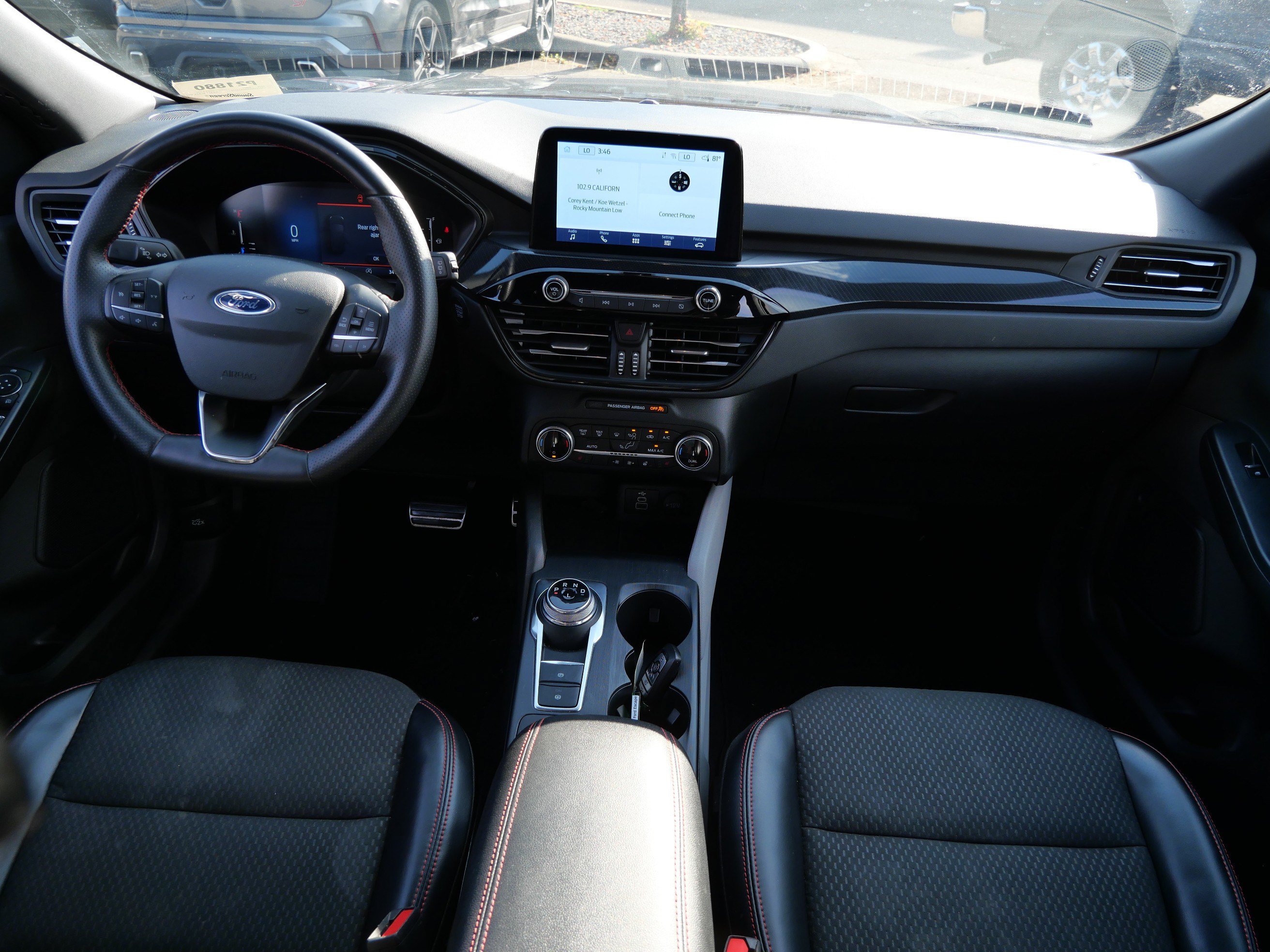 Certified 2024 Ford Escape ST-Line AWD/4WD image 10
