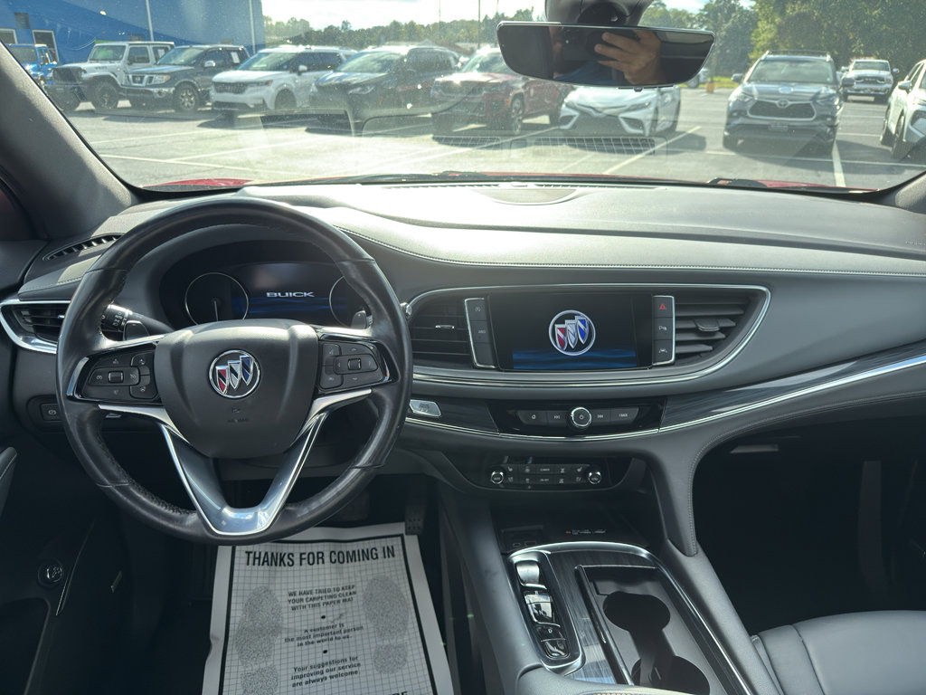 Used 2024 Buick Enclave Premium image 7
