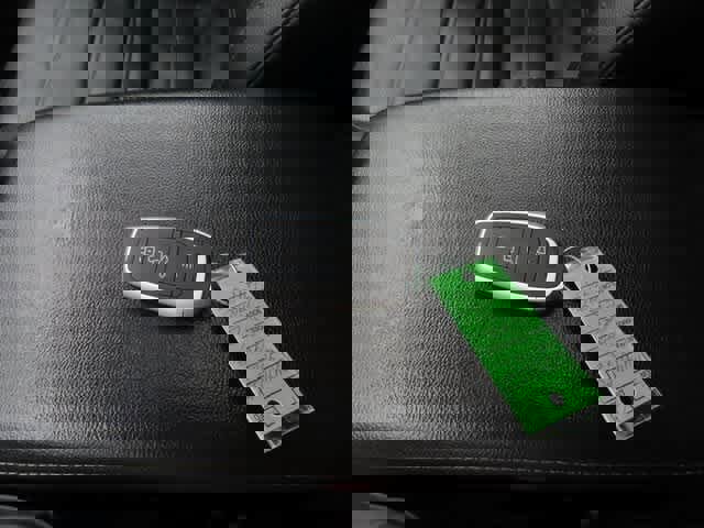 Used 2025 Honda CR-V EX-L image 27