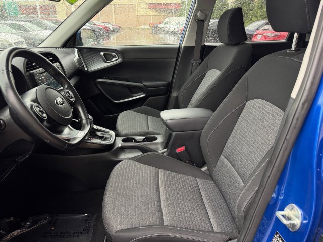 Used 2021 Kia Soul GT-Line FWD image 6