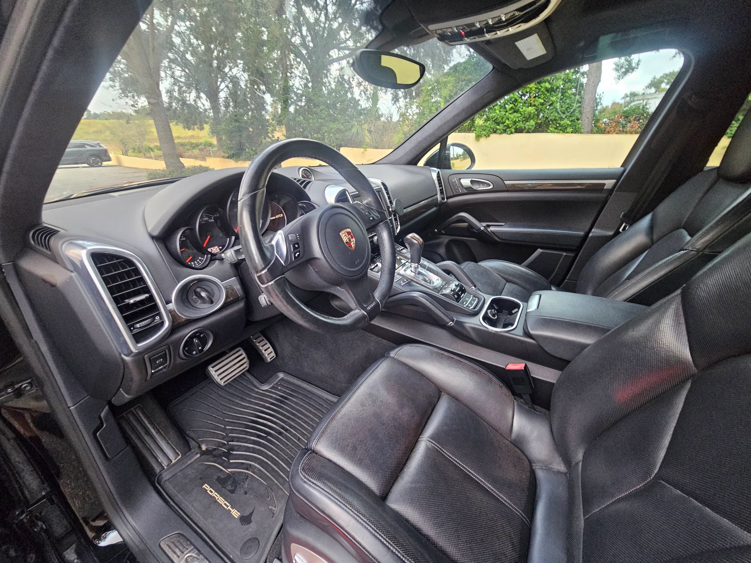 Used 2013 Porsche Cayenne GTS AWD/4WD image 9
