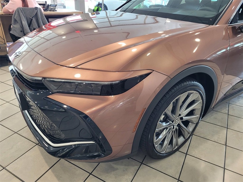 New 2026 Toyota Crown Limited image 3