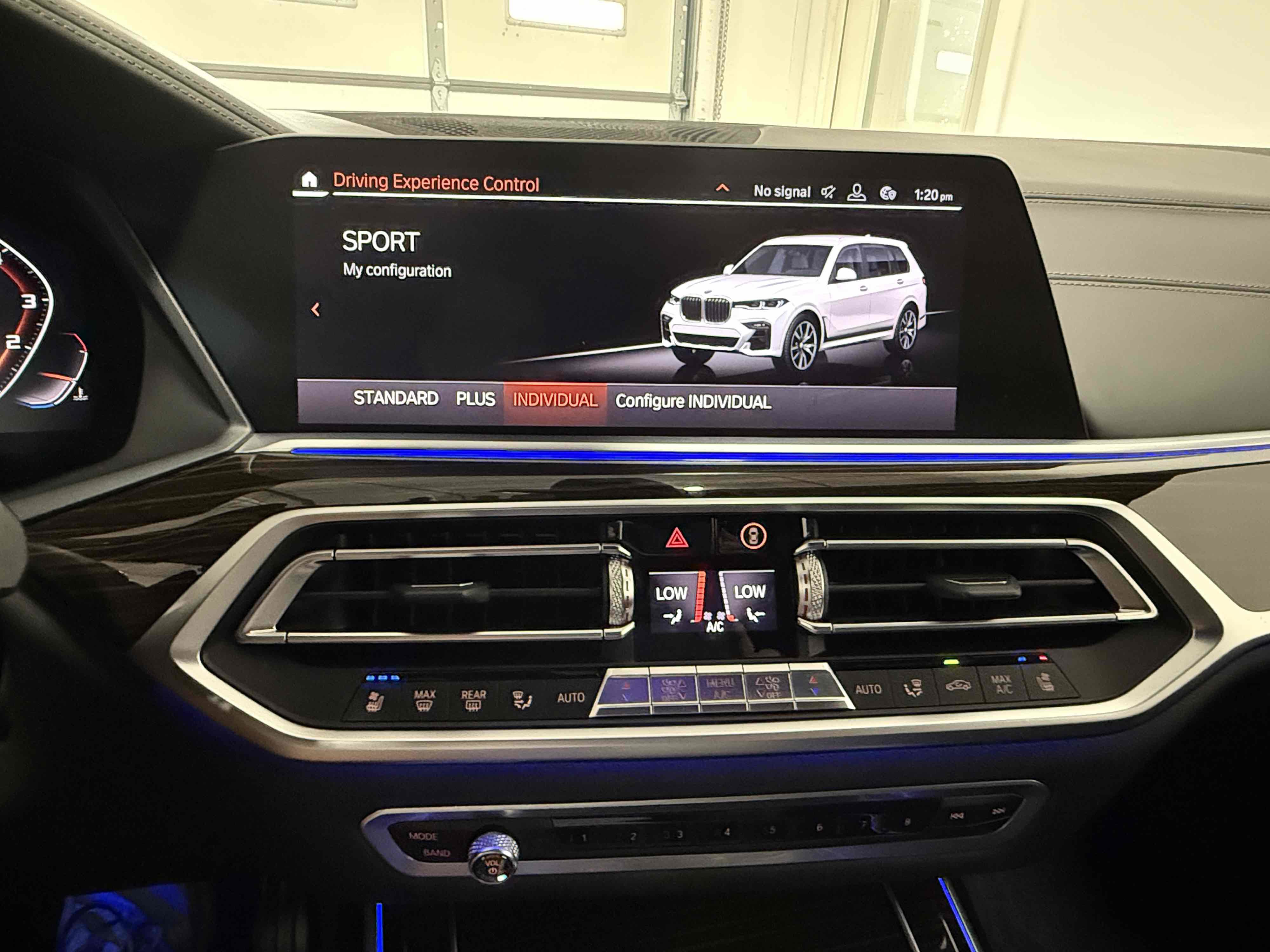 Used 2020 BMW X7 M50i w/ Executive Package AWD/4WD image 71