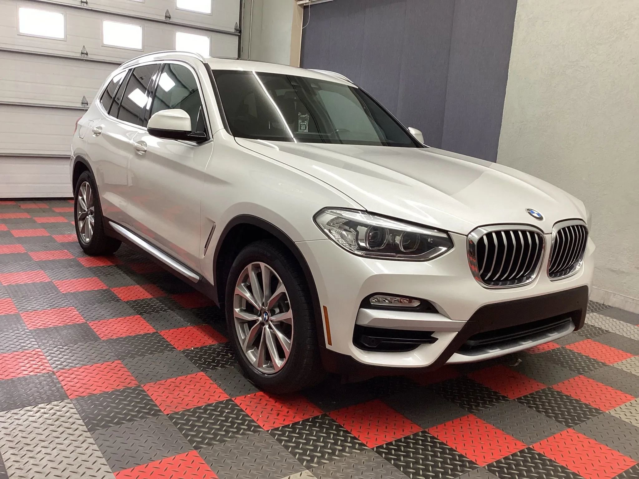 Used 2019 BMW X3 xDrive30i w/ Premium Package image 2