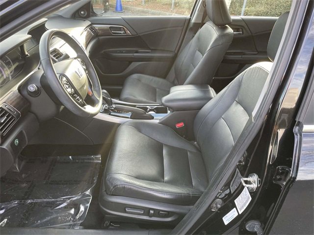 Used 2016 Honda Accord EX-L image 10