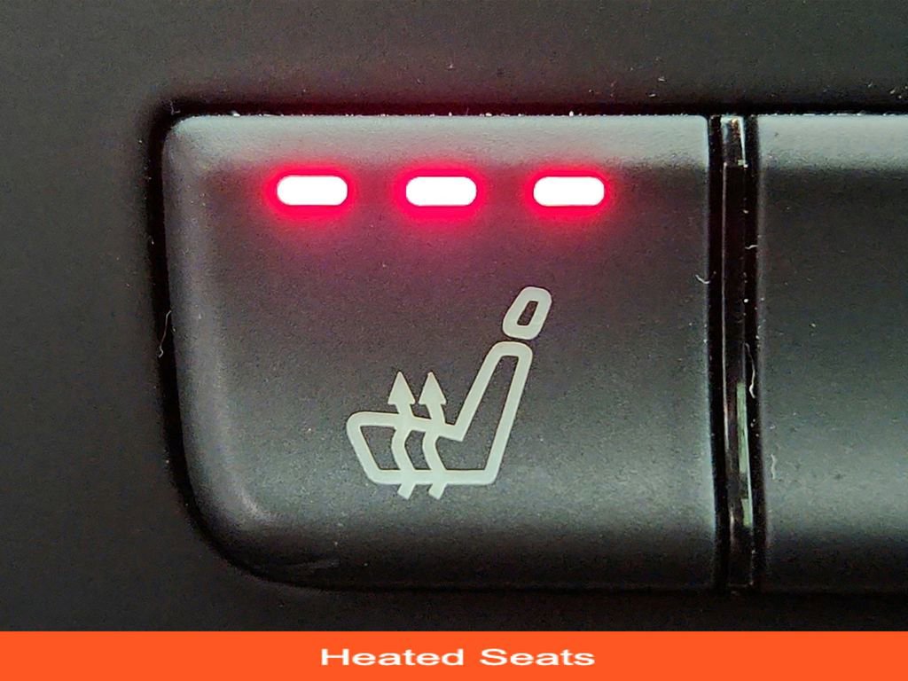 Used 2015 Mercedes-Benz GLA 250 4MATIC image 19