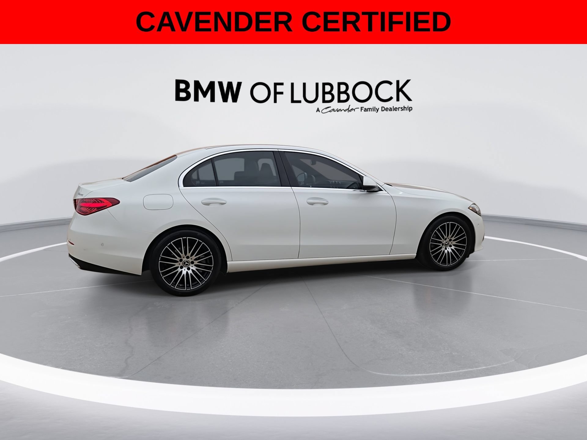 Used 2025 Mercedes-Benz C 300 4MATIC Sedan image 9
