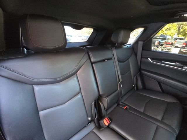 Used 2021 Cadillac XT5 Premium Luxury image 14