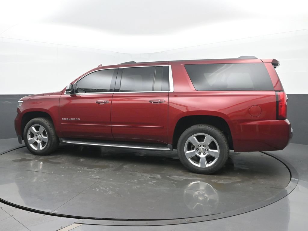 Used 2017 Chevrolet Suburban Premier image 3
