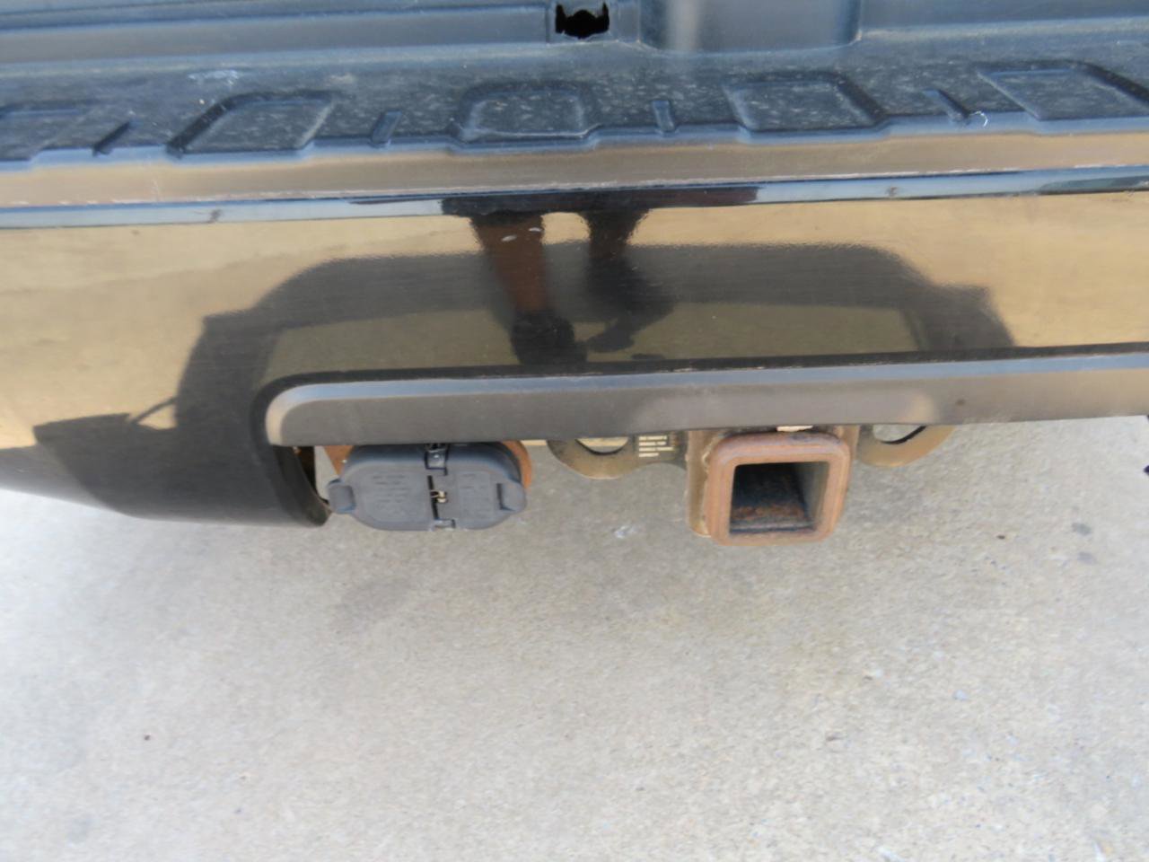 Used 2014 Toyota Sequoia SR5 w/ Sport Appearance Package image 23