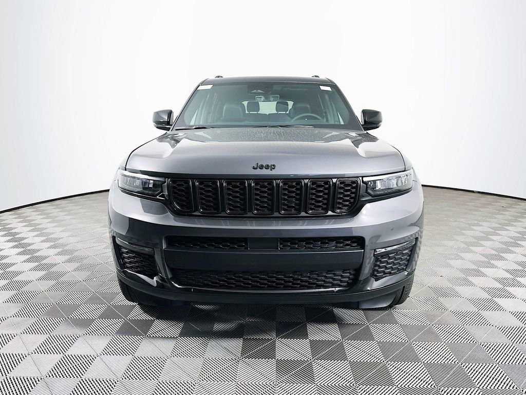 New 2025 Jeep Grand Cherokee L Limited w/ Black Appearance Package image 3