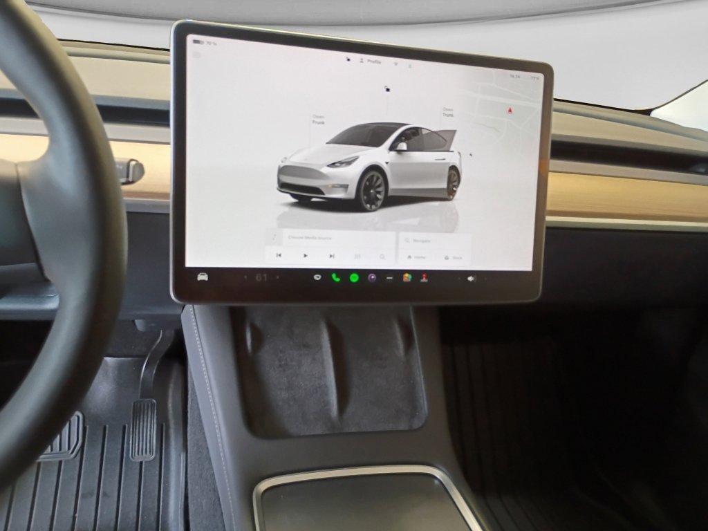 Used 2023 Tesla Model Y Long Range AWD/4WD image 11