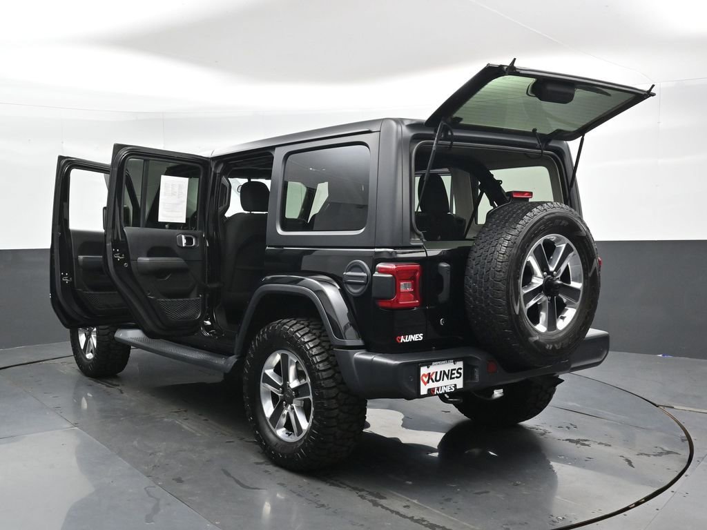 Used 2019 Jeep Wrangler Unlimited Sahara w/ Dual Top Group image 55