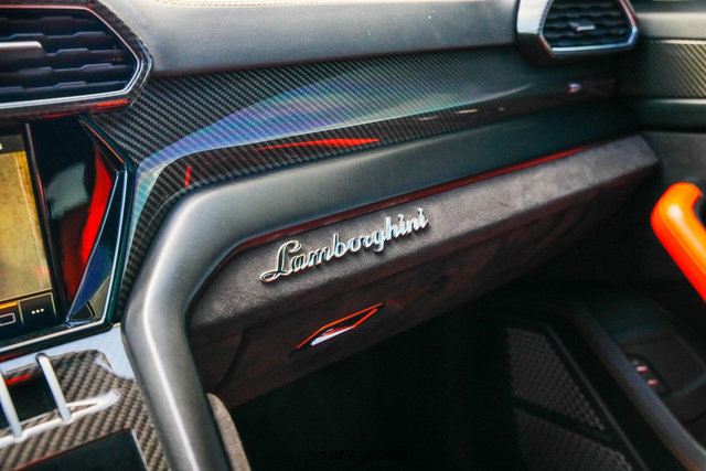 Used 2022 Lamborghini Urus image 58