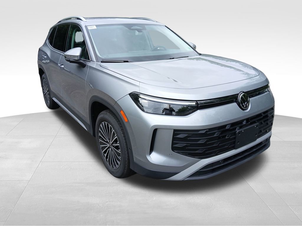 New 2025 Volkswagen Tiguan S image 7