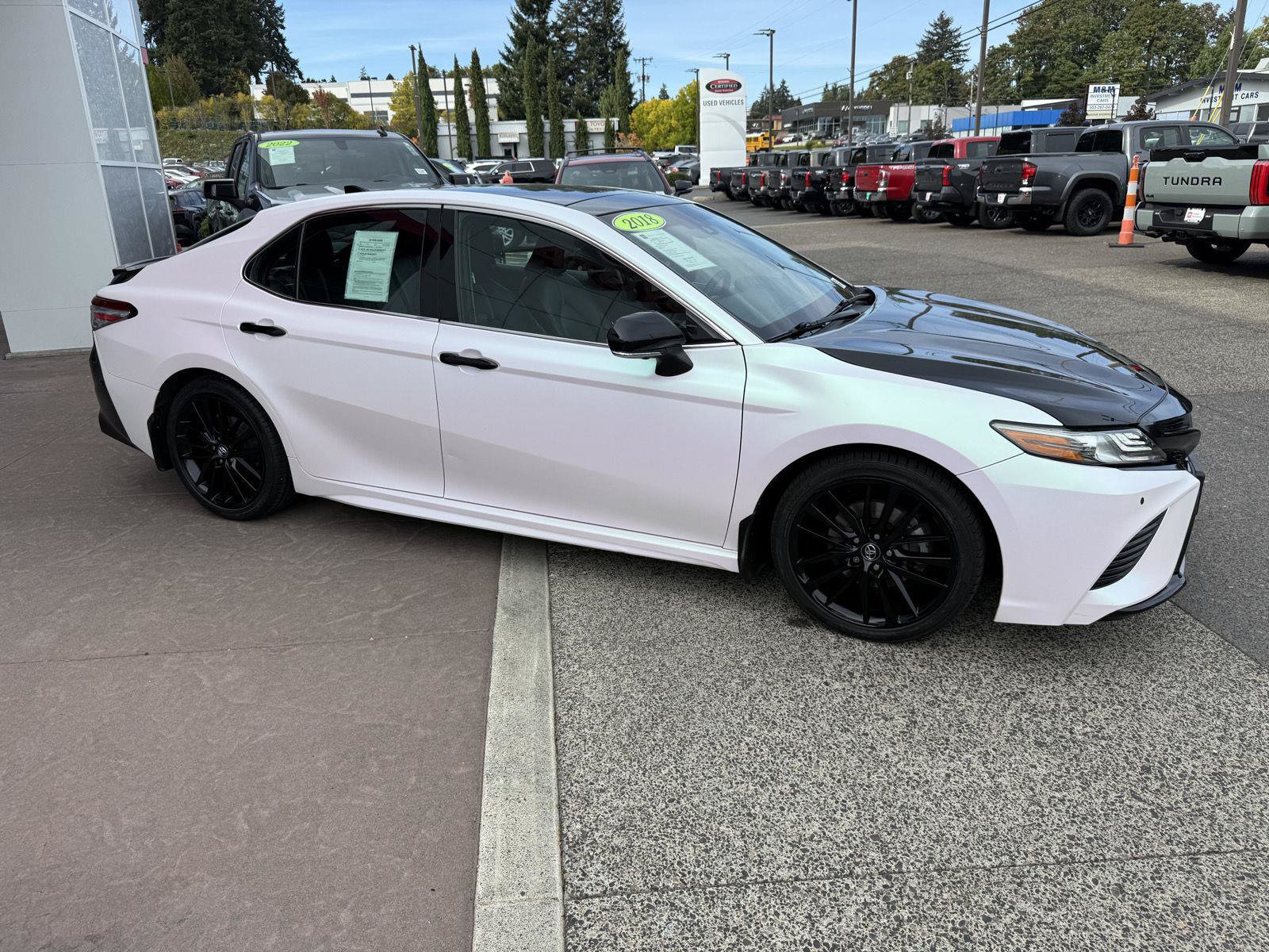 Used 2018 Toyota Camry XSE FWD image 7