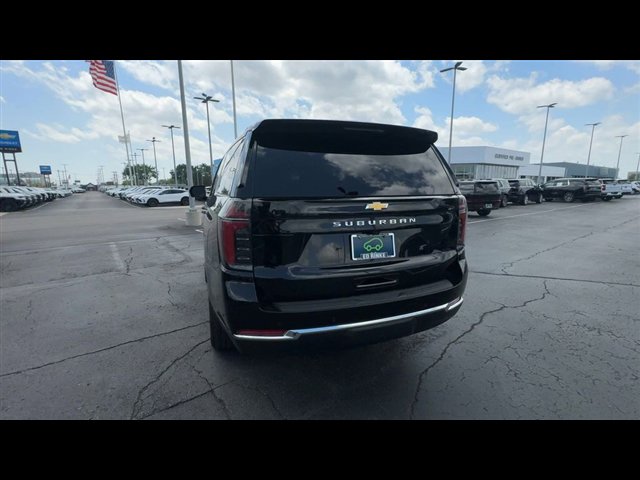 Used 2025 Chevrolet Suburban LS AWD/4WD image 7