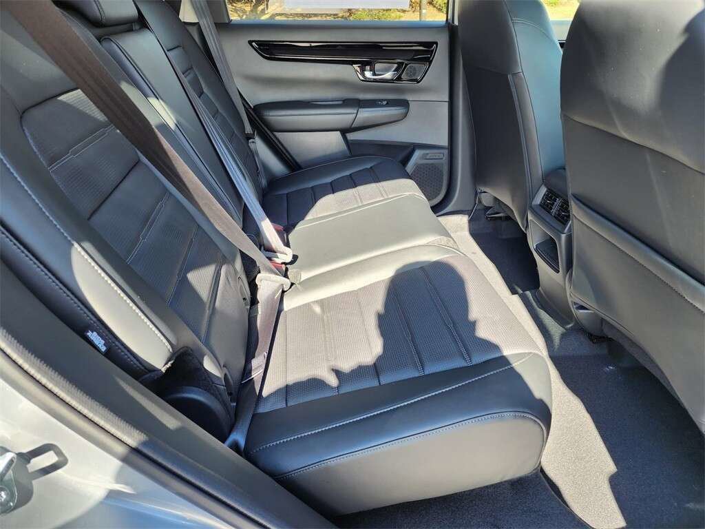Used 2023 Honda CR-V EX-L image 16