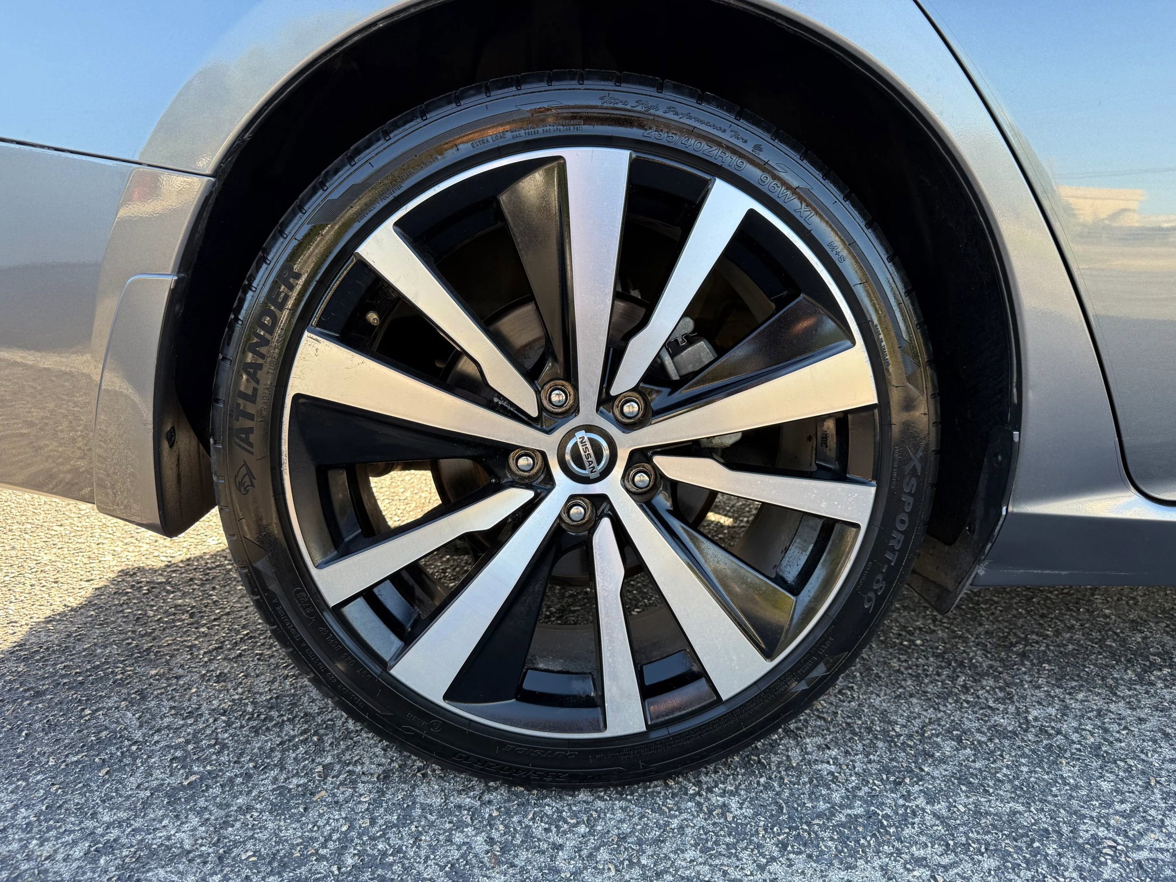 Used 2020 Nissan Altima 2.0 SR image 11