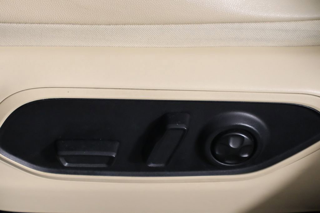 Used 2023 Jeep Grand Cherokee Limited image 20