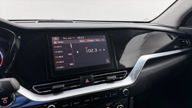 Used 2022 Kia Niro EX w/ Cold Weather Package FWD image 29