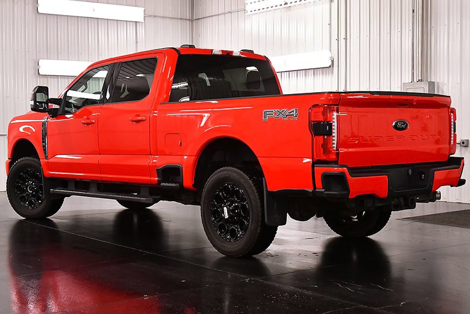 Used 2024 Ford F250 XLT w/ Black Appearance Package AWD/4WD image 5
