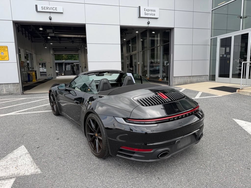 Used 2022 Porsche 911 Carrera 4S AWD/4WD image 4