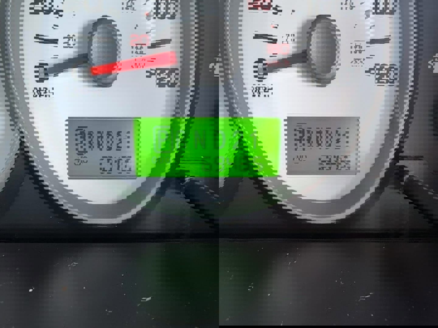 Used 2005 Ford Escape XLT image 9