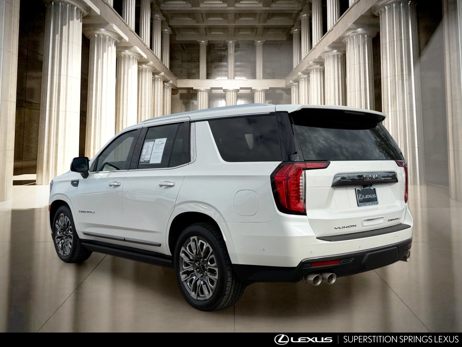 Used 2023 GMC Yukon Denali Ultimate AWD/4WD image 6