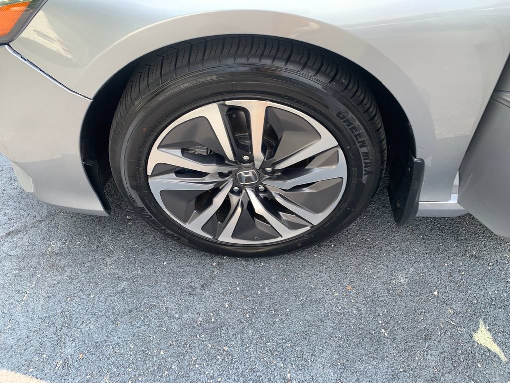 Used 2018 Honda Accord Touring image 27