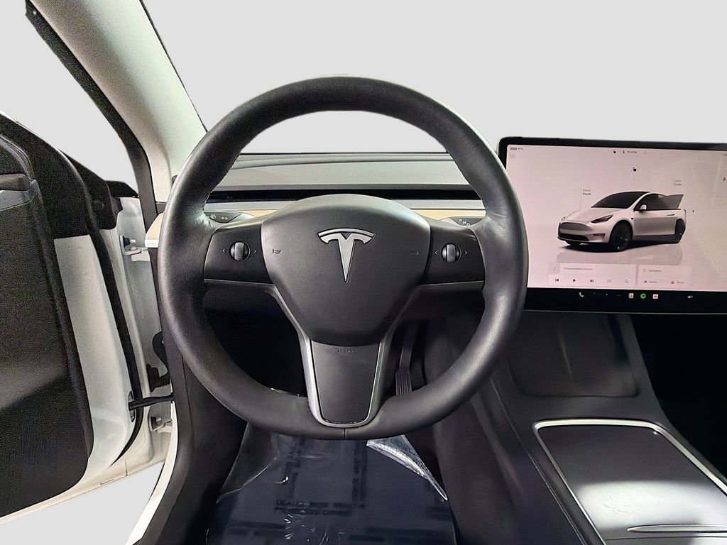 Used 2023 Tesla Model Y Long Range AWD/4WD image 13