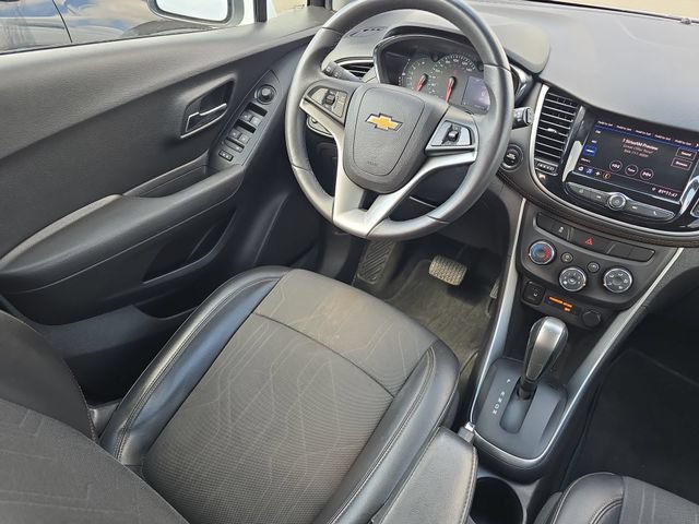 Certified 2020 Chevrolet Trax LT w/ LT Convenience Package FWD image 15