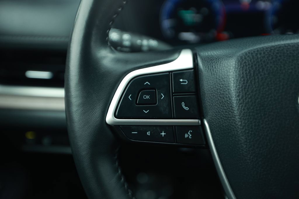 Used 2024 Toyota Grand Highlander Limited image 20