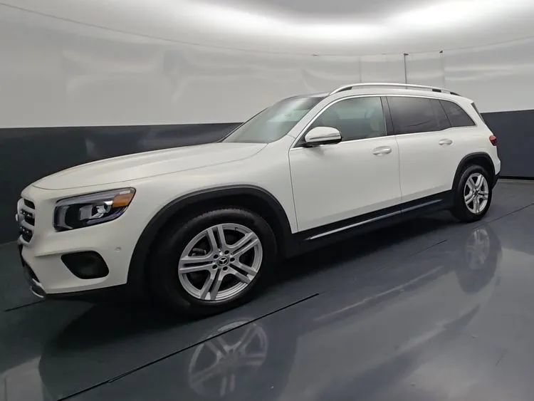 Used 2022 Mercedes-Benz GLB 250 4MATIC image 3