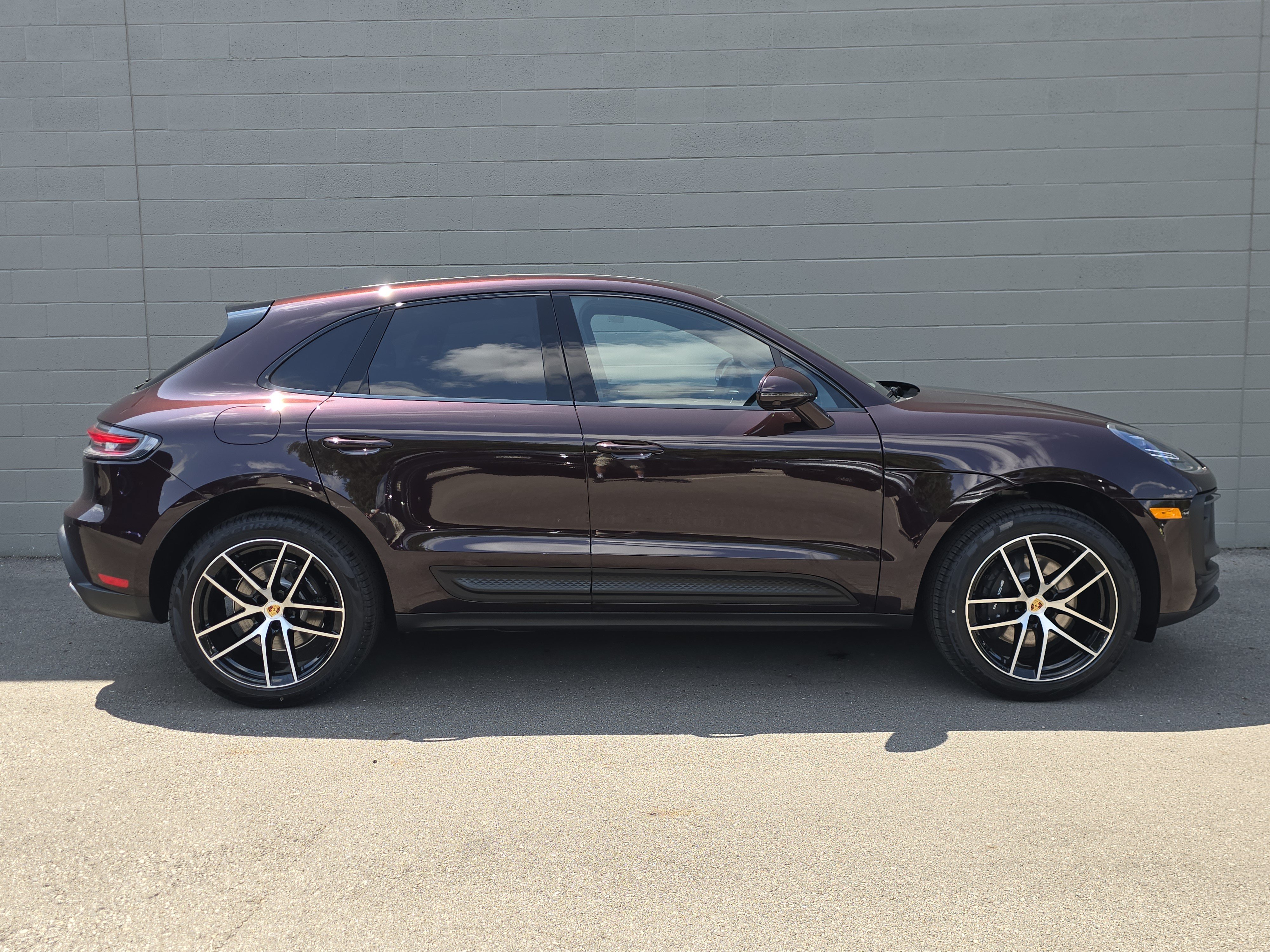New 2026 Porsche Macan AWD/4WD image 16