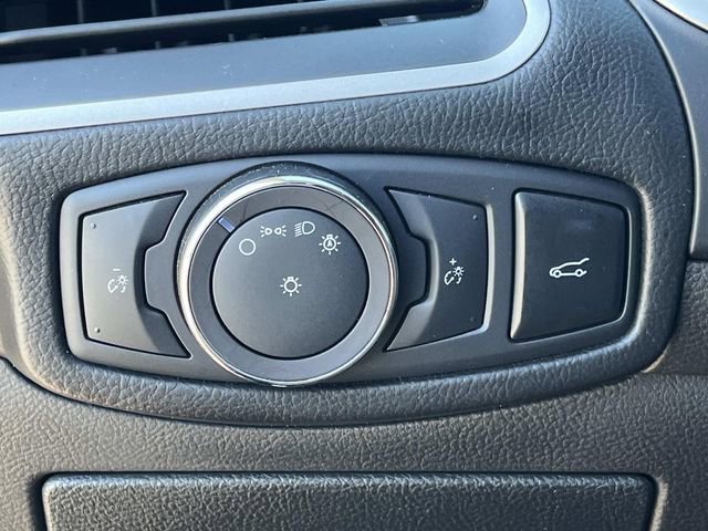 Used 2018 Ford Edge SEL w/ Equipment Group 201A AWD/4WD image 26