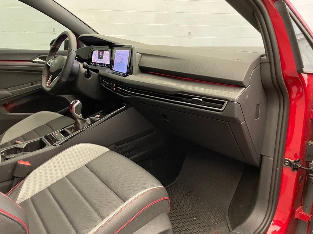 Used 2024 Volkswagen GTI SE FWD image 29